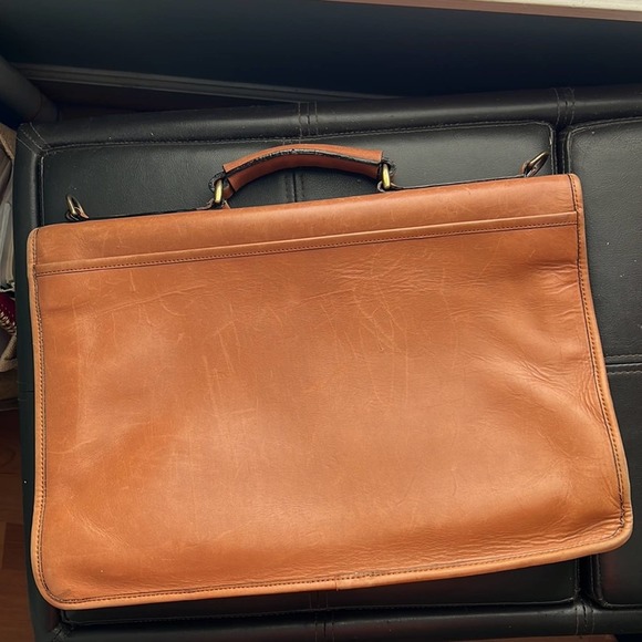 Rafael | Vintage Brown Leather Classic Briefcase Laptop Bag - Picture 4 of 15
